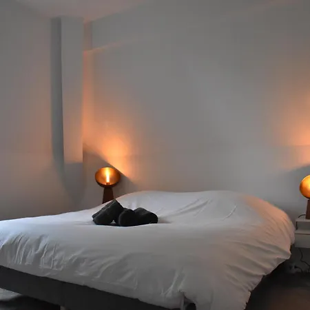 アパート Du Parc